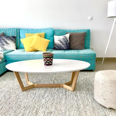 3 - Proche Du Port De Cabopino A *