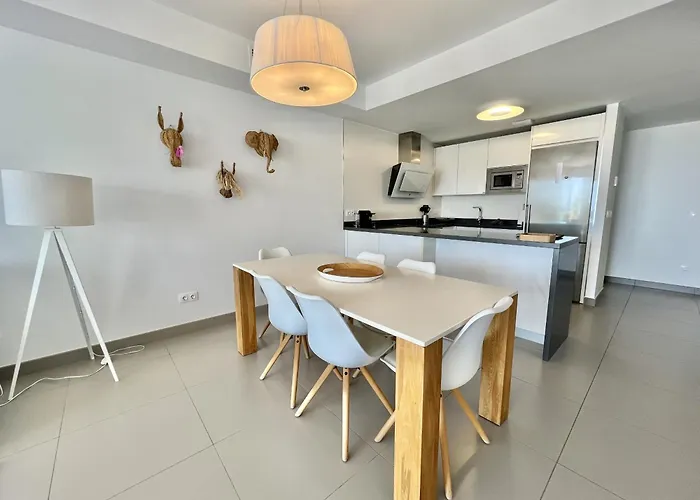 3 - Proche Du Port De Cabopino A * マルベーリャ