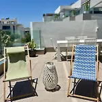 アパート 3 - Proche Du Port De Cabopino A