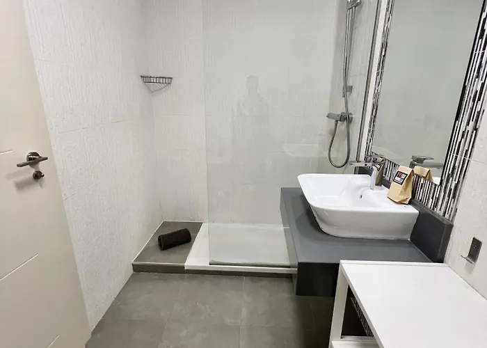 Apartment 3 - Proche Du Port De Cabopino A