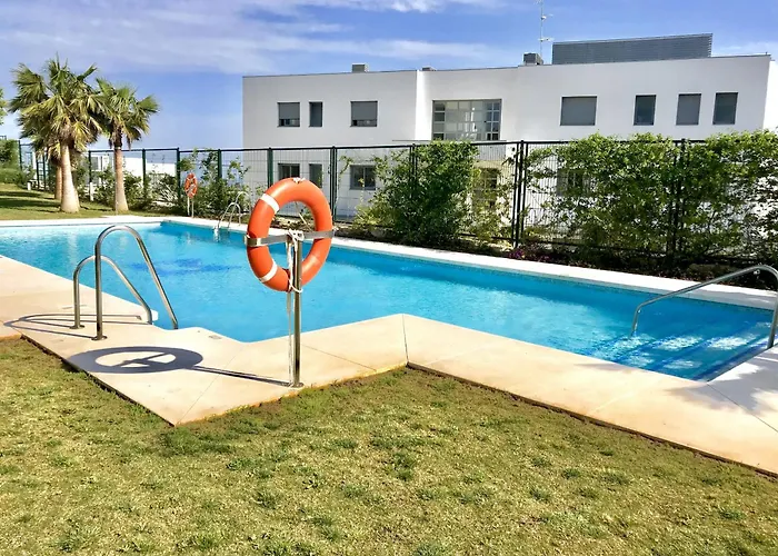 3 - Proche Du Port De Cabopino A