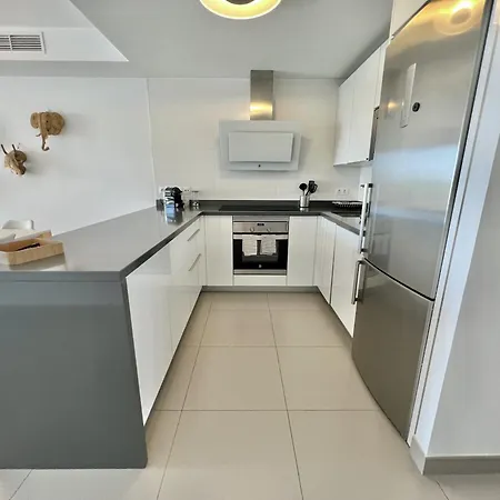 3 - Proche Du Port De Cabopino A * Marbella