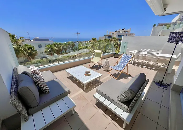 Apartment 3 - Proche Du Port De Cabopino A